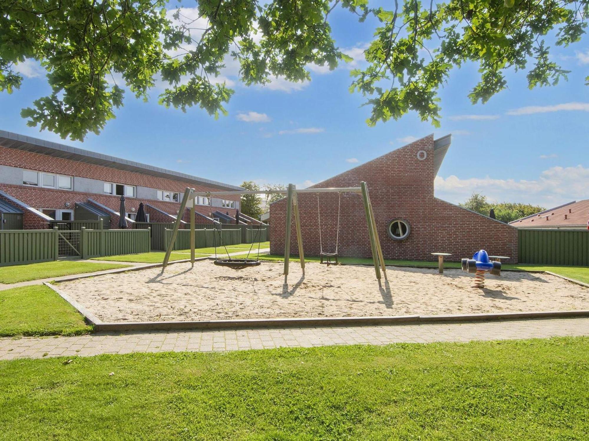 6 Person Holiday Home On A Holiday Park In Hemmet Exterior foto