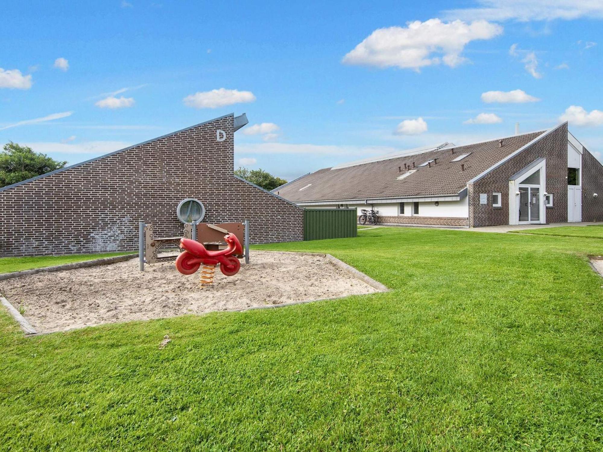 6 Person Holiday Home On A Holiday Park In Hemmet Exterior foto